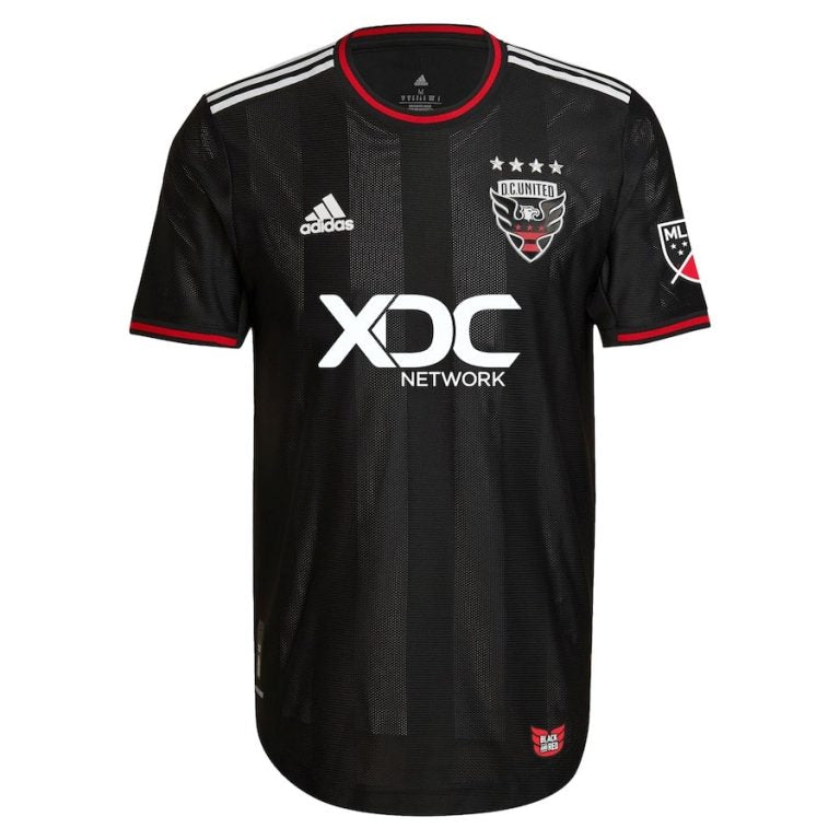 MAILLOT-D.C.-United-Noir-2022-1-768x768-1 MAILLOT DC UNITED 2022/2023 – Image 1