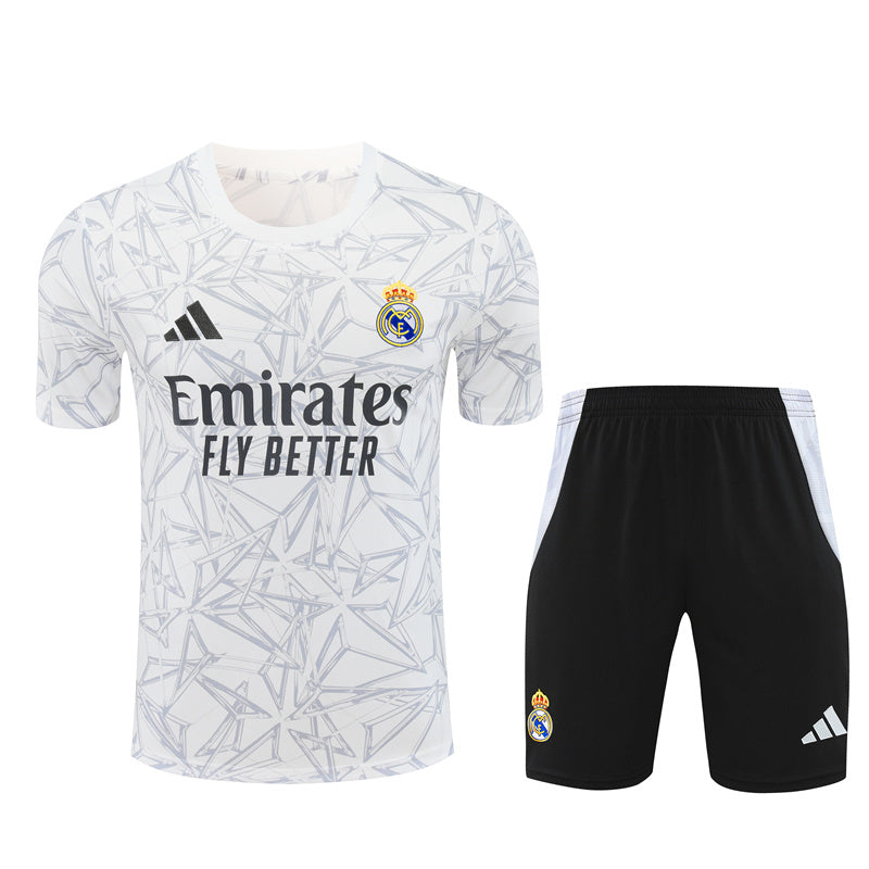 REALMADRIDONE TRAINING REAL MADRID 2024/2025 – Image 1